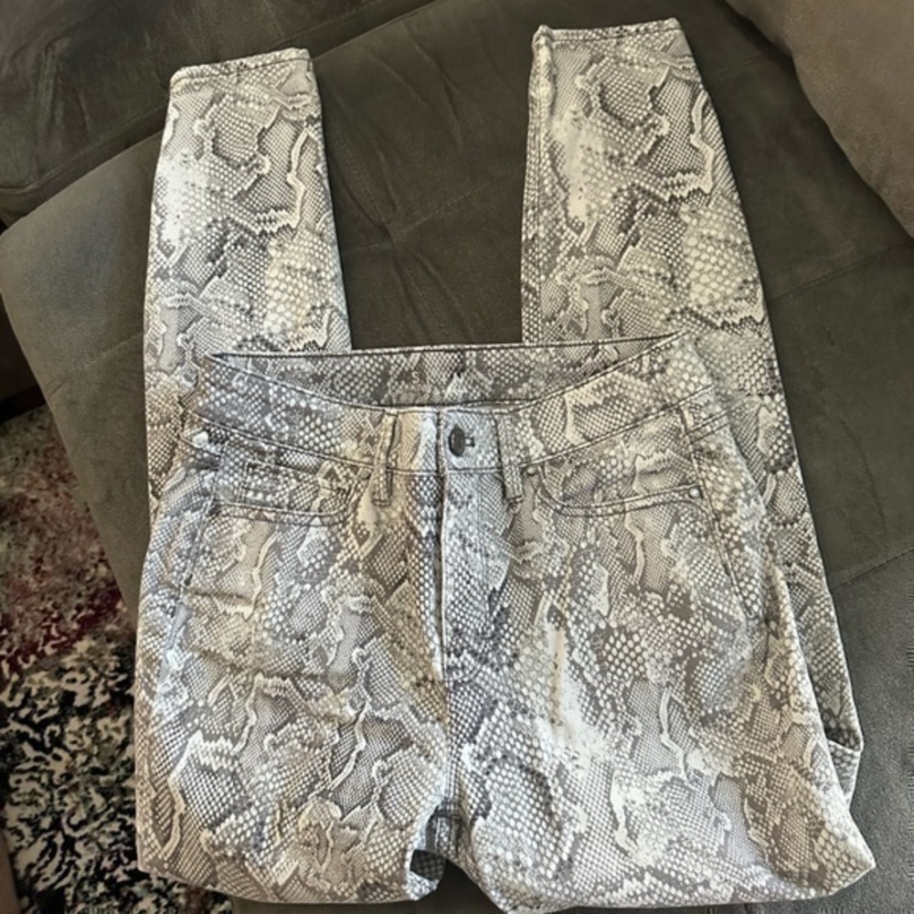 White House Black Market Snake Print (faux) Jeans Skinny Ankle High Rise
